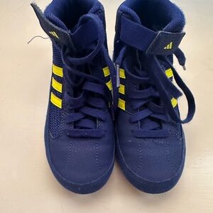HVC wrestling shoes